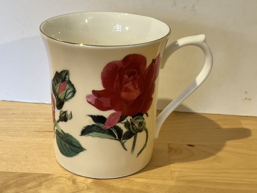 Lovely queens fine - fine, china