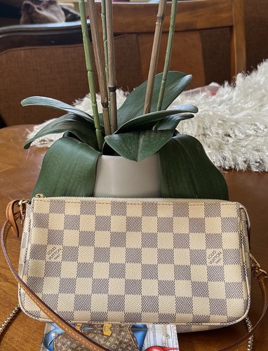 Louis vuitton pochette - vuitton,