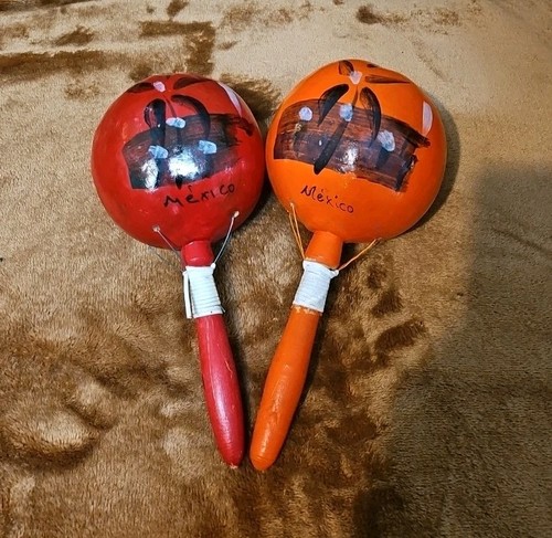 Pair mexican maracas - pair, 8"
