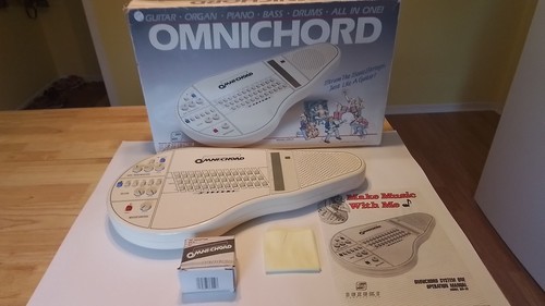 Suzuki omnichord musical - suzuki,