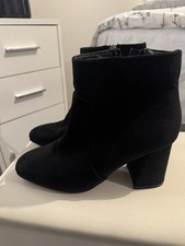 Women’s Faux Suede Heeled