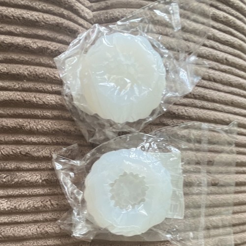 White silicone resin moulds - white,