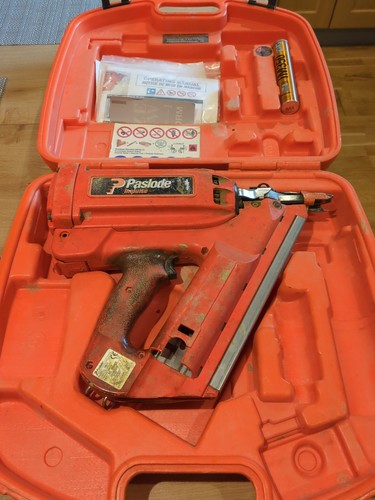 Paslode im350 plus - gas, nail