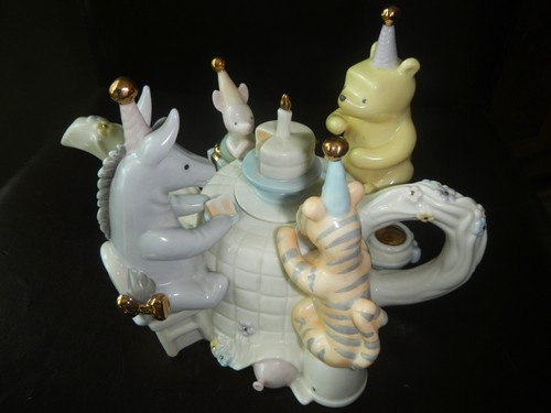 2001 winnie the pooh - pooh, birthday