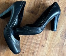 Ladies Uk Size 6 Black Court