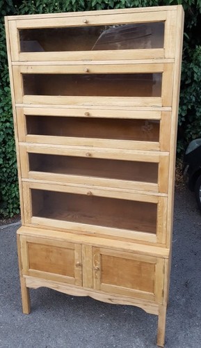 Large globe wernicke style - wernicke,