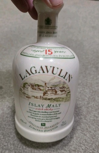 Rare lagavulin whisky - rare, decanter