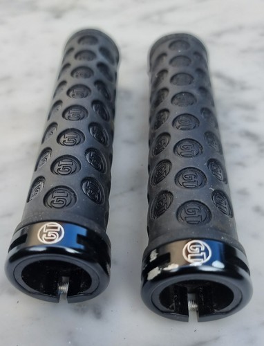 Genuine grips metal - grips,