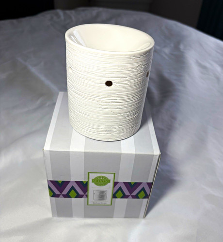 Scentsy etched core ceramic - etched,