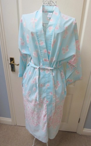 Littlewoods dressing gown size - gown,