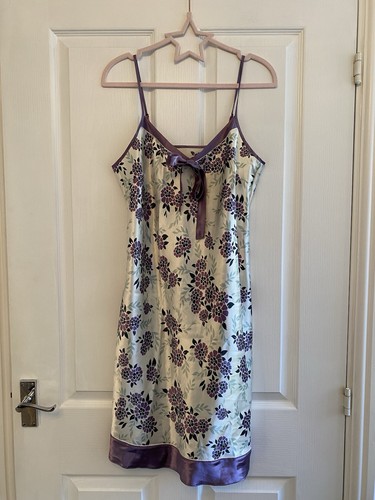 Y2k style per una floral - style,