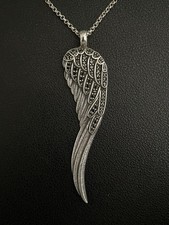 RARE SILVER THOMAS SABO ANGEL WING PENDANT ONYX + THOMAS SABO CHAIN KNECKLACE