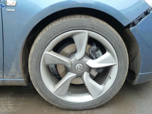 Alloy wheel vauxhall astra - wheel,