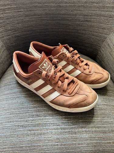 Adidas originals retro hamburg - adidas,