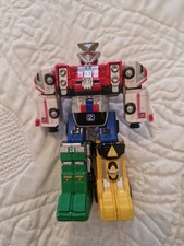 Vintage 1997 Power Ranger Turbo Rescue Megazord Toy Figure (missing both fists)
