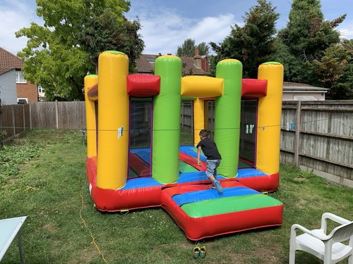 Bouncy castle - bouncy,