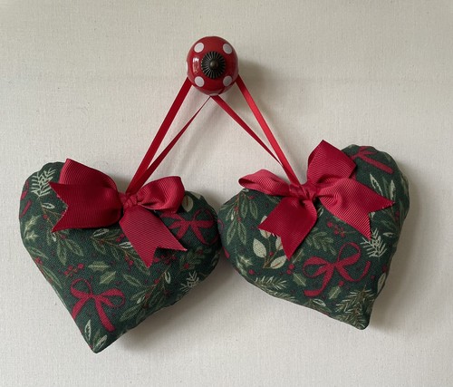 Pair heart door hangers - door,