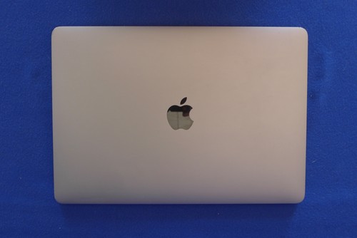 Macbook pro 2019 - 13, touch