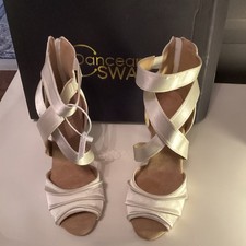 Dance And SwayUK Size 4.5 Latin/Ballroom Champagne Dance Shoes Brand New (Boxed)
