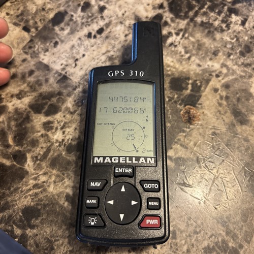 Magellan gps 310 handheld - gps,