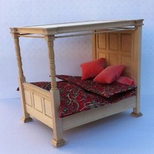 Double Four Poster Tudor Bed