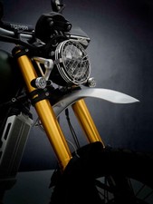 GENUINE TRIUMPH SCRAMBLER 1200 HIGH FRONT MUDGUARD SILVER A9701423