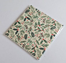 10 PAPER NAPKINS MISTLETOE HOLLY LEAVES BERRIES CHRISTMAS  DINING PARTIES