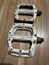 Dmr V8 Flat Mtb Pedals