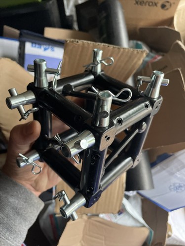 Global truss f14 box - f14, corner