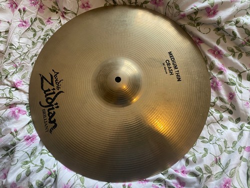 Zildjian avedis crash cymbal - a,