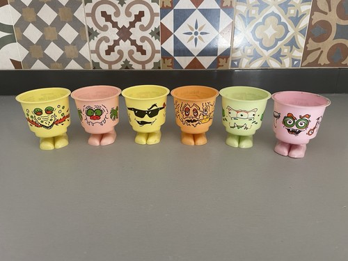 Fiendish feet vintage - feet, yogurt
