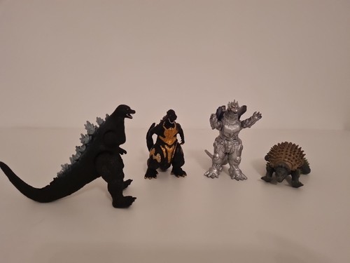 Godzilla figures bundle - godzilla,