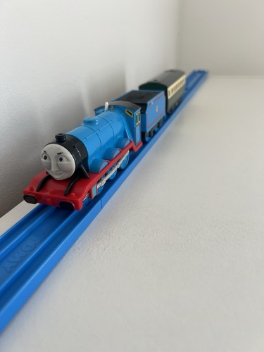 Tomy trackmaster gordon - tomy,
