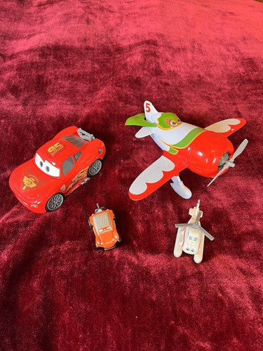 Disney pixar cars pit - disney,