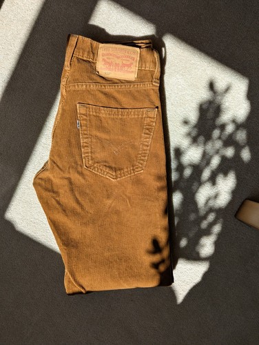Rare levis 511 - *rare*levis,