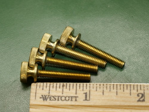 Lot of 4 brass - lot,
