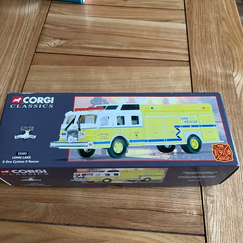 Corgi scale model - 1/50,