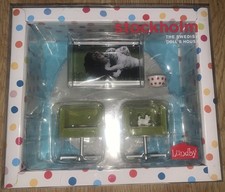 Lundby Stockholm Dolls House New Boxed Lounge TV Chairs Rug Cat