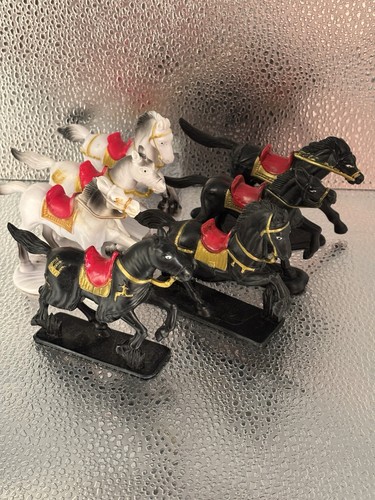 Plastic roman horses - roman,