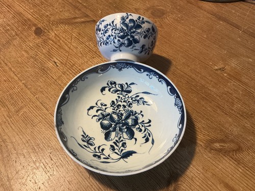 Lowestoft porcelain blue - , &