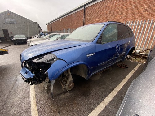 Bmw x5m e70 4 damaged - x5m,