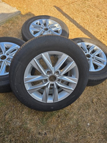 Volkswagen caddy highline - ,