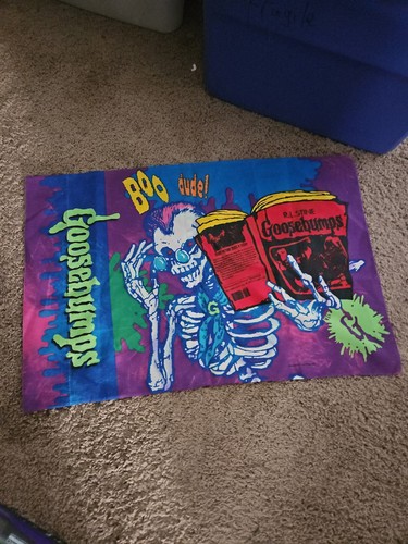 Vtg goosebumps pillowcase - goosebumps,