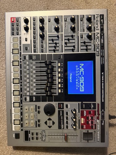 Roland 909 mc909 sampling - roland, mc-909