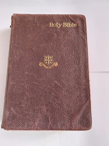 Holy bible red - red, bound