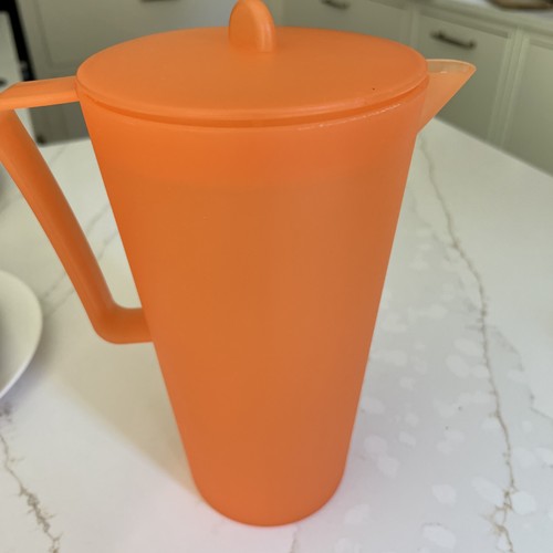 Tupperware vintage orange - orange, jug