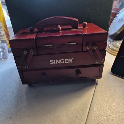 Singer vintage wood sewing - wood,