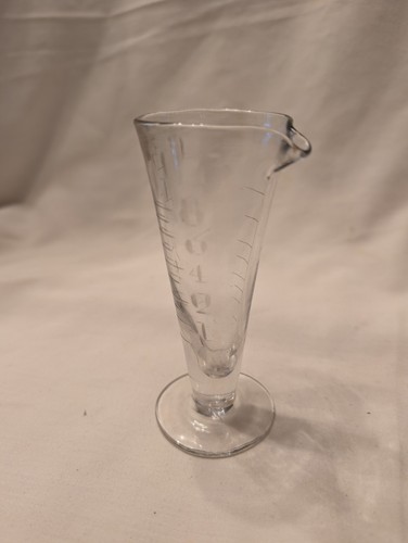 Vintage glass measuring - vintage, jug