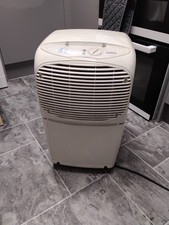 Delonghi Dehumidifier DA75 LARGE PORTABLE