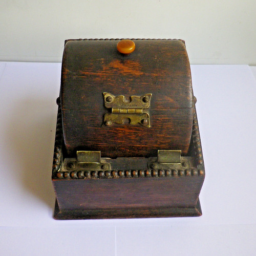 Vintage wooden barrel - wooden,